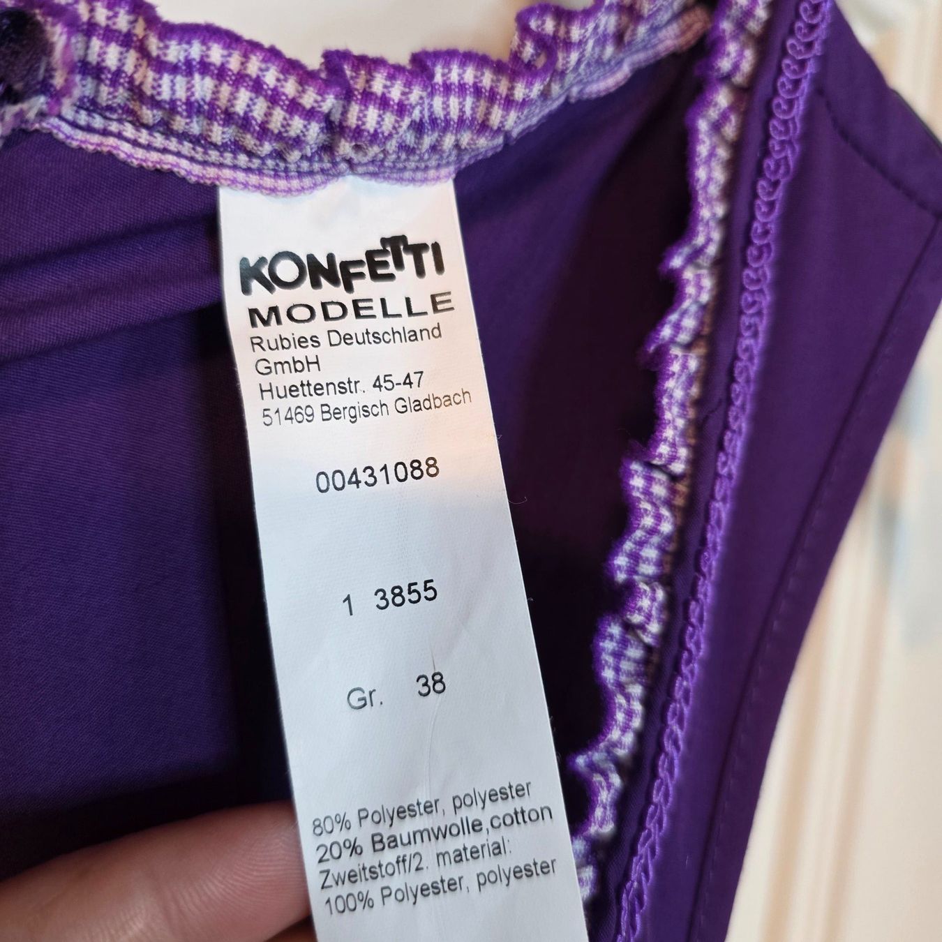 Costumi: Dirndl Gr. 38/40 lila-pink Konfetti Modelle – Usato da Wald ZH venduto da CapLux 8