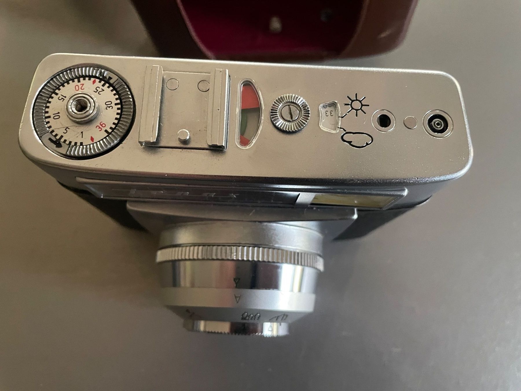 Zeiss Fotocamera: Zeiss Ikon Tenax Automatic, 1960 - 62 – Usato da Volketswil venduto da rubin74 3