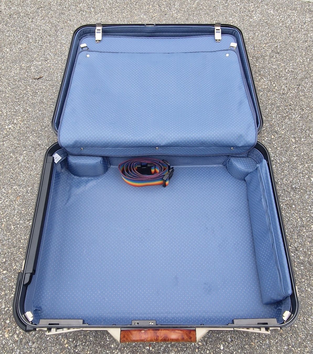 Delsey Valigie: Stabiler Delsey Rollkoffer 4 Rollen – Usato da Meilen venduto da Genswein 6