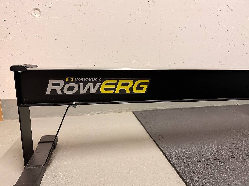 Concept 2 Hometrainer: Concept2 Rudergerät RowERG PM5 Motor, Standardhöhe – Usato da Zürich venduto da Knoedelwumms 3