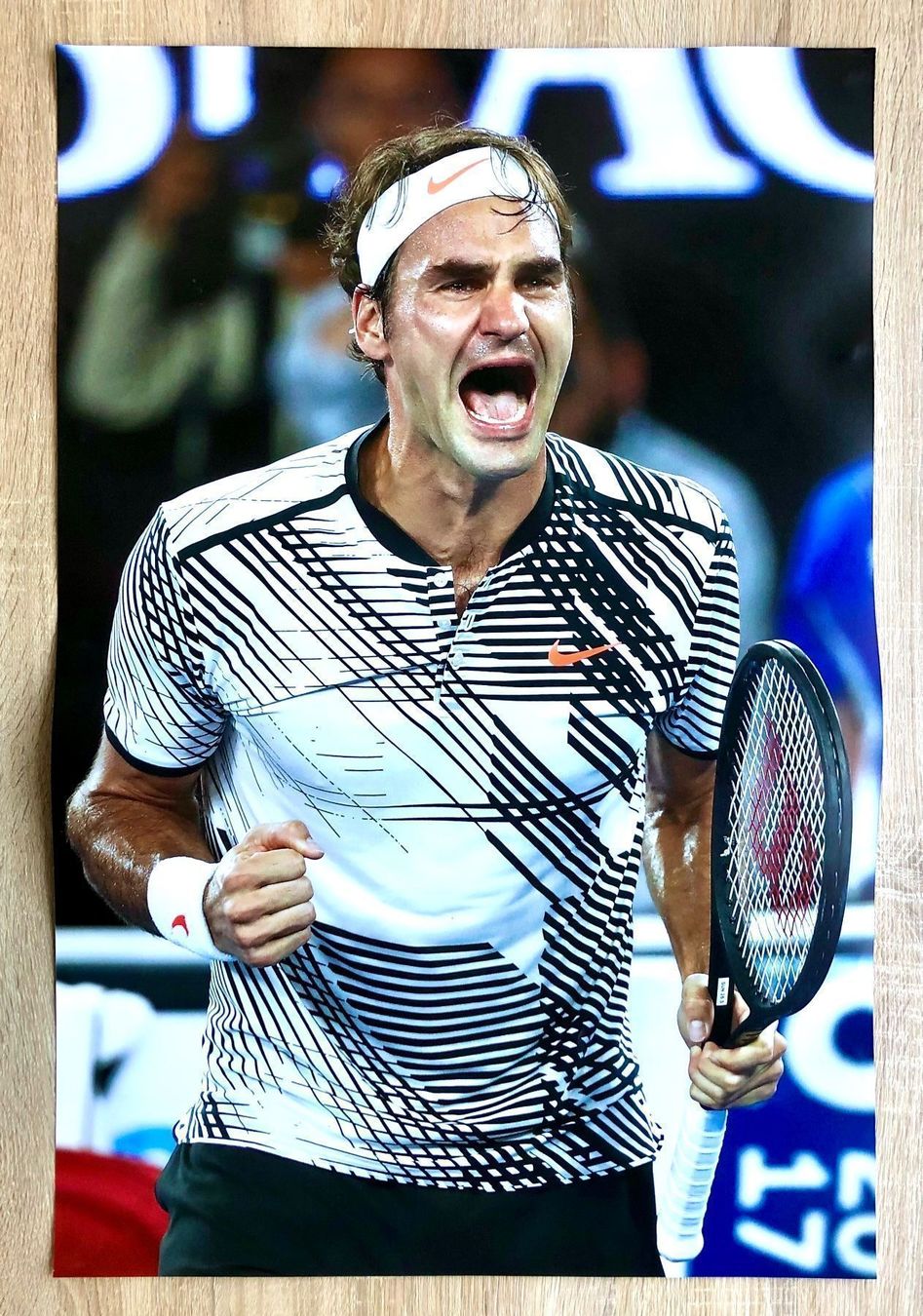 Foto & Immagini: Roger Federer Poster AustralianOpen 2017 – Usato da Inwil venduto da TheSwissEagle