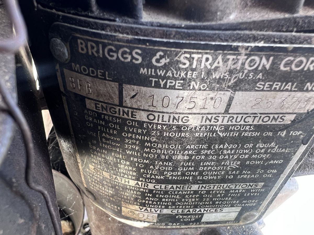 Tecnologia medica: Antikes Spritzfass Birchmeier mit Briggs & Stratton Motor – Difettoso da Wittinsburg venduto da Uzum 8
