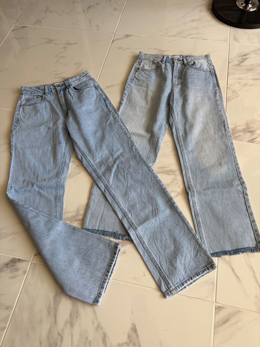Stradivarius Jeans: 2 Stradivarius Jeans, hellblau, Grösse 36 – Usato da Arch venduto da ellaisa84