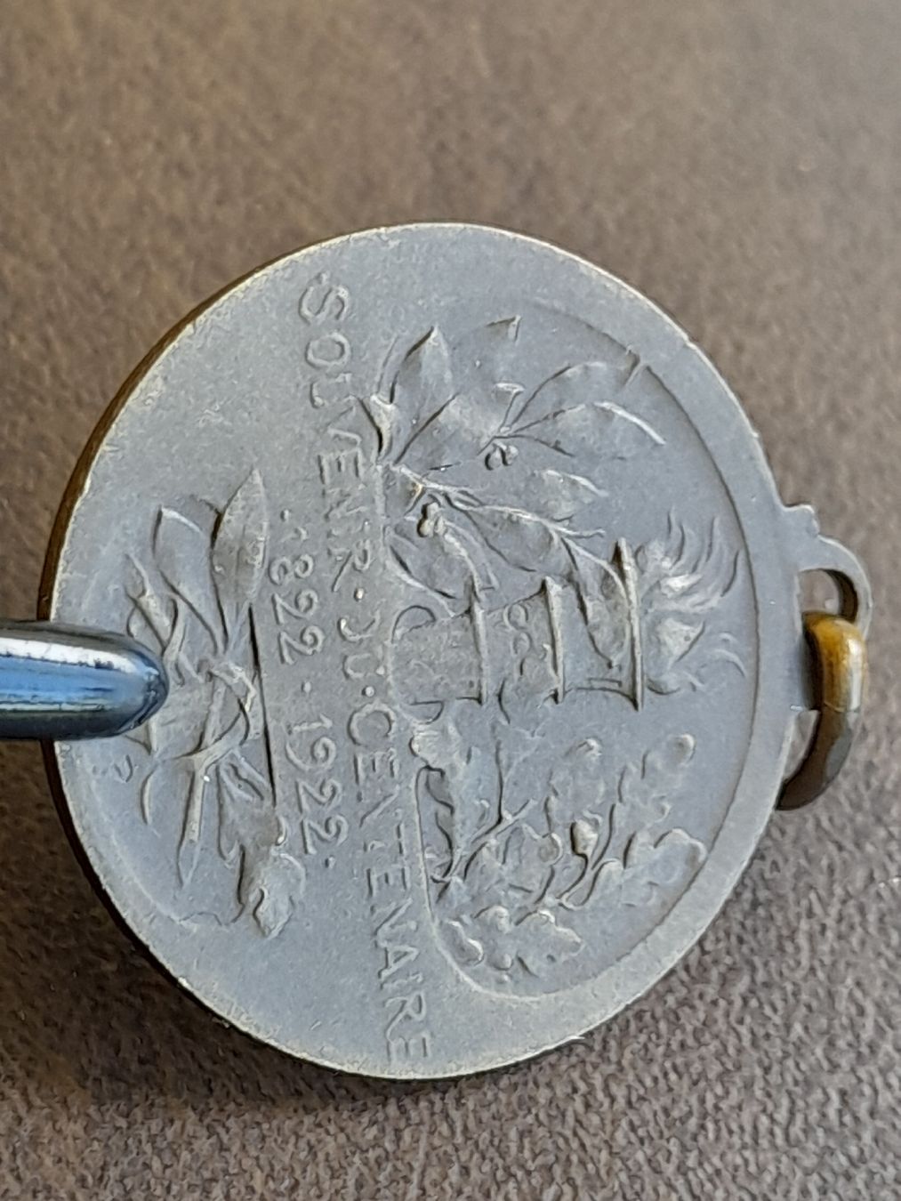 Medaillen: Pendentif Medaille 1920 (Louis Pasteur) – Gebraucht aus Basel von Basel_20 4