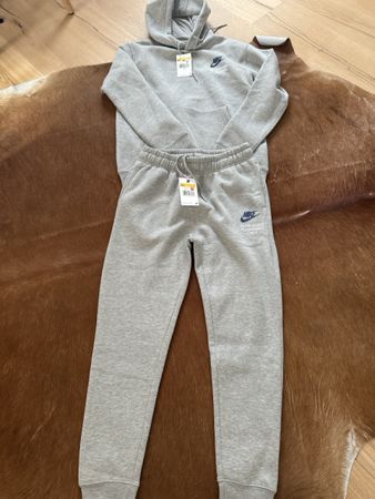 Nike Trainingsanzug, Grau, Neu mit Etikett, Grösse S