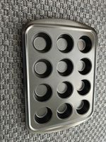 Muffin Tin 12 Cup Baking Pan Metal Household Kitchenware