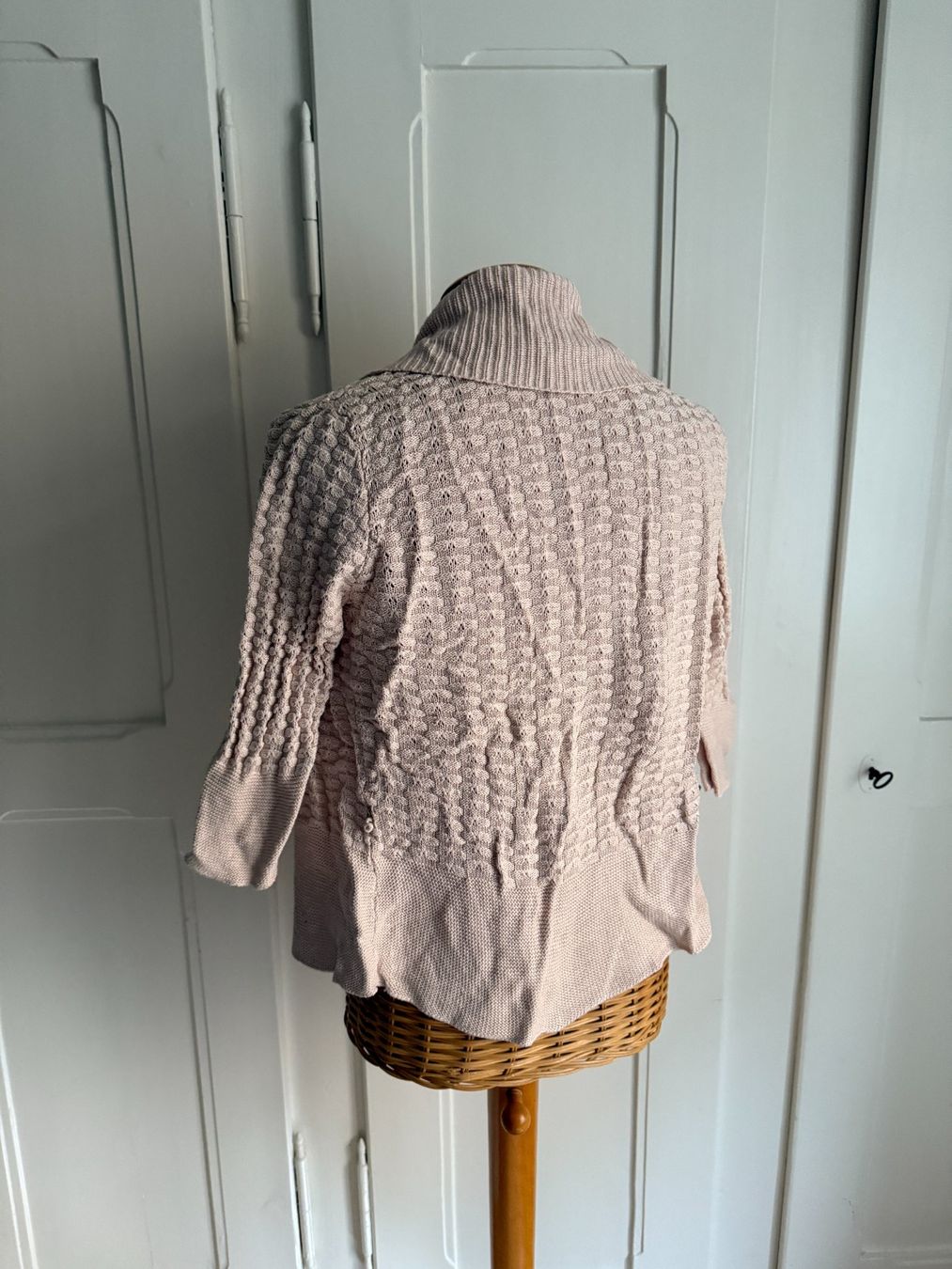 H&M Jacken: Strickjäckchen altrosa S – Gebraucht aus Zürich von Diazaio 2