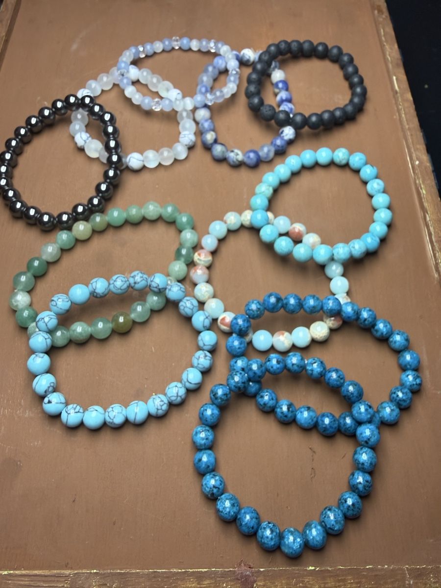 Armbänder & -reifen: Stretch Bracelets Gemstone Assortment Set of 9 pcs – Neu und originalverpackt aus Wald ZH von Carloiten