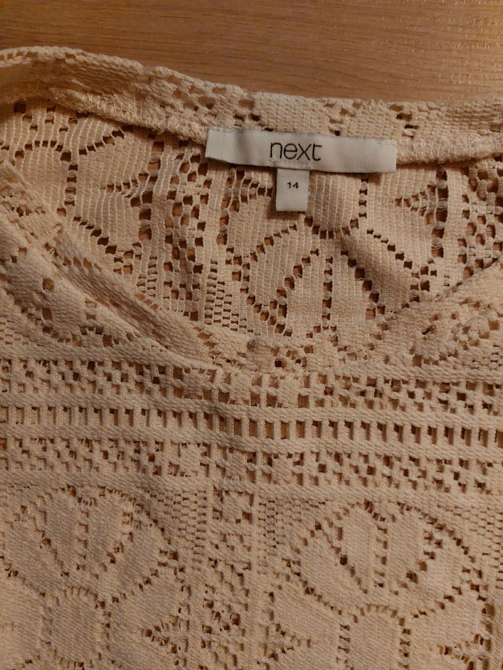 Next Camicette: Next Bluse, Gr 42, Beige, Spitze, Sommerlich, Neu – Nuovo (secondo la descrizione) da Büttikon AG venduto da lca_v7pb 2