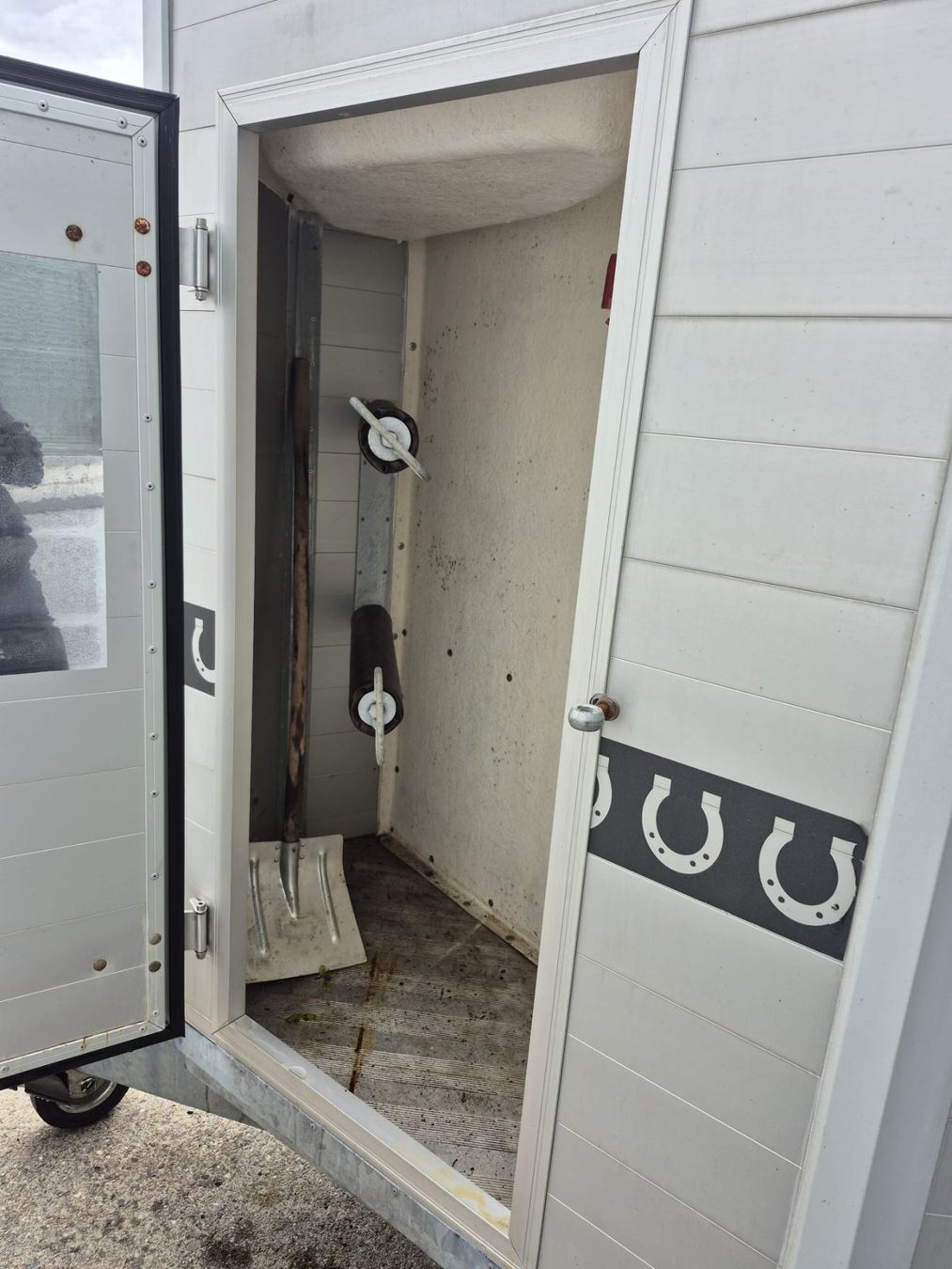Daltec Rimorchi: Pferdeanhänger Daltec Cargo 2 – Usato da Jona venduto da LMB-Maschinen 6