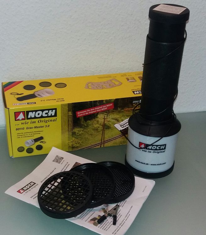 Diorama Gras-Master 3.0 PROFI avec 3 tamis pour flocage - 8 piles 1.5V