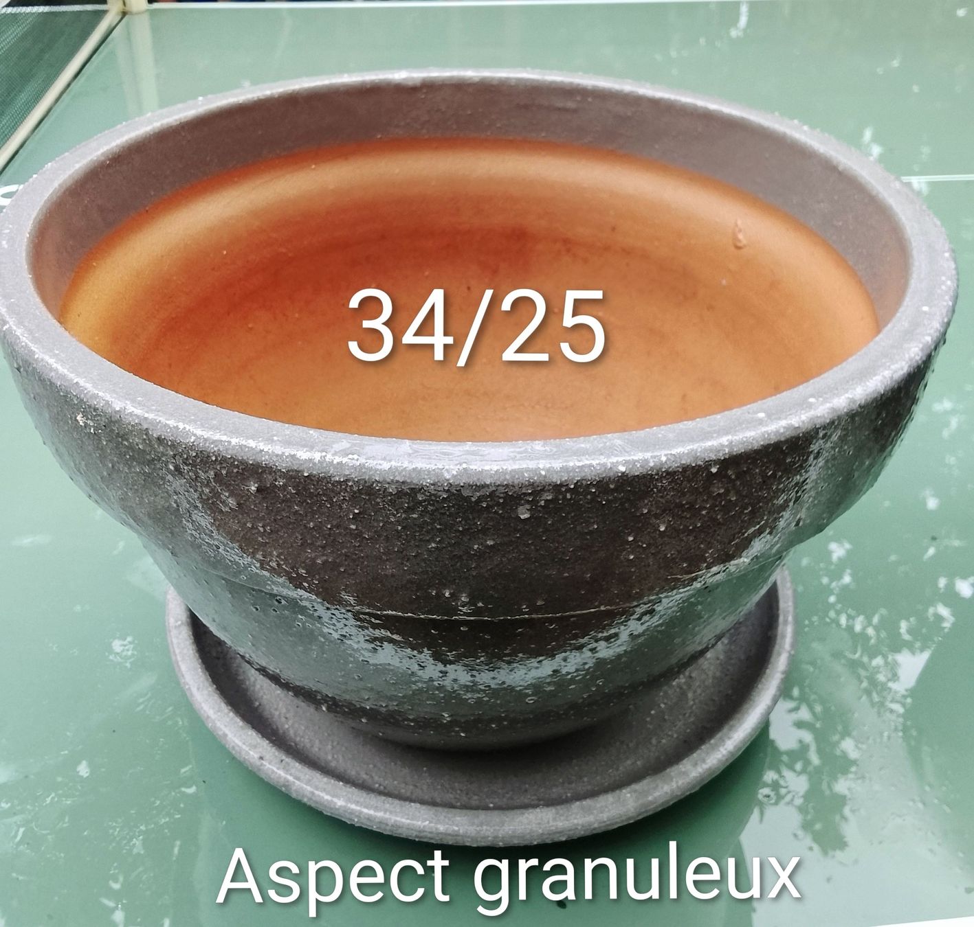 Vasi per fiori: Pots à fleurs/plantes en céramique – Nuovo (secondo la descrizione) da Couvet venduto da fat_kyl7