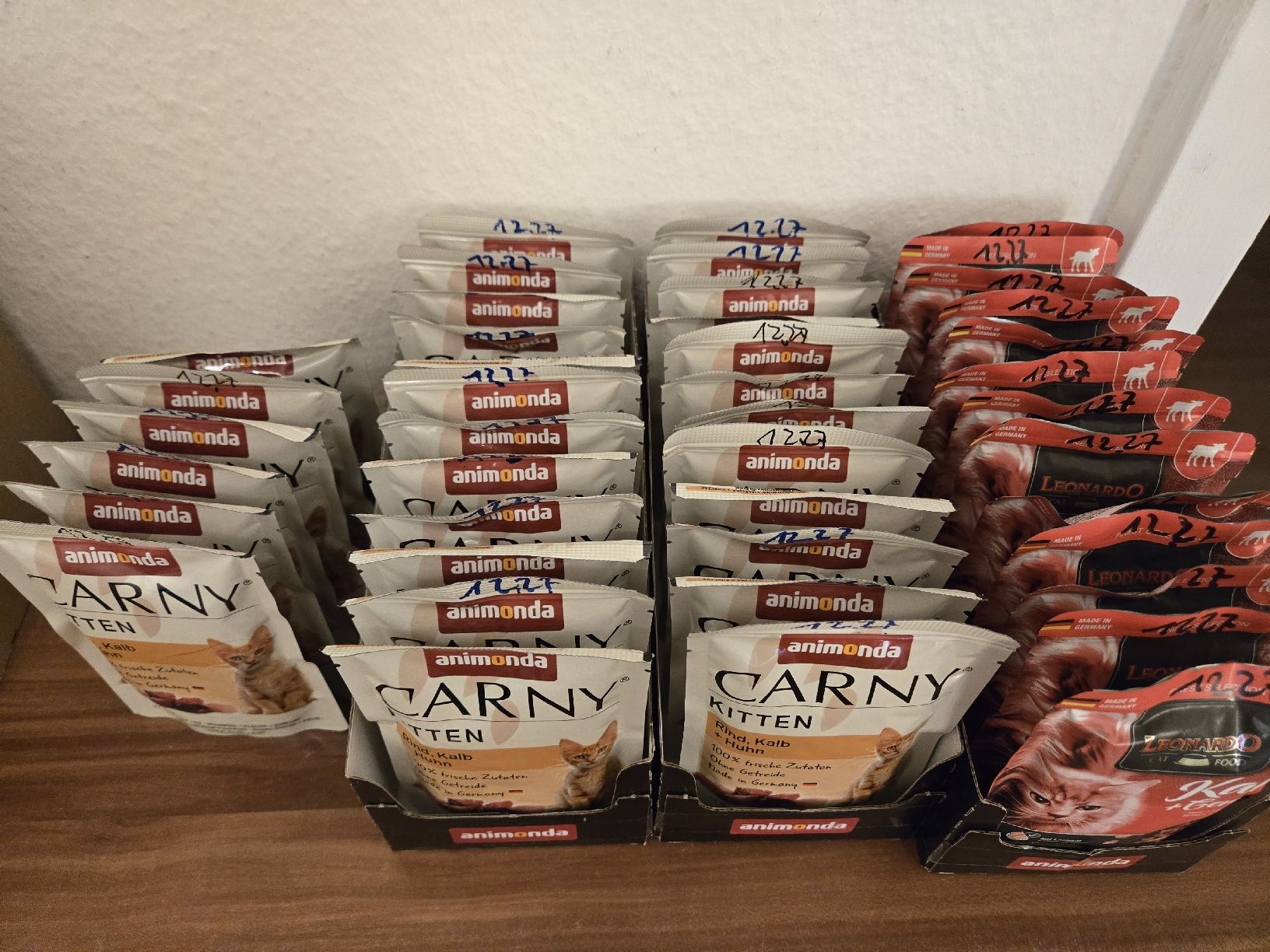 Mangimi: Carny 30× Beutel Leonardo 13×Beuteln – Nuovo e nell'imballaggio originale da Burgdorf venduto da tamaraw03 1