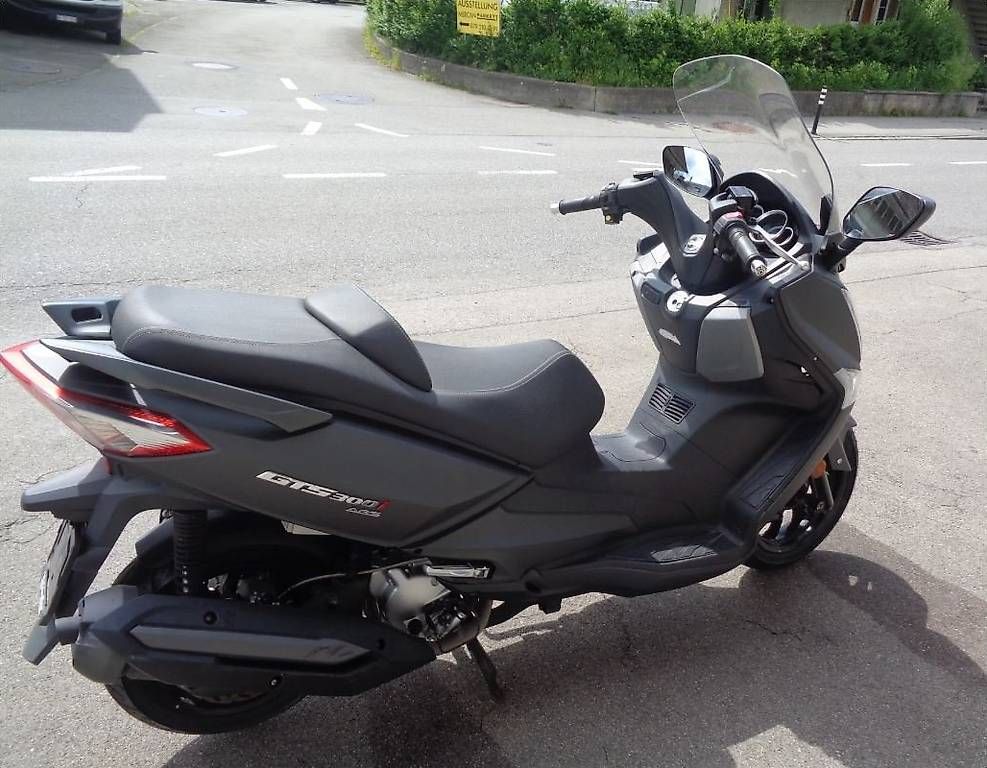 Scooter: SYM GTS 300i ABS – Usato da Mendrisio venduto da Cos74