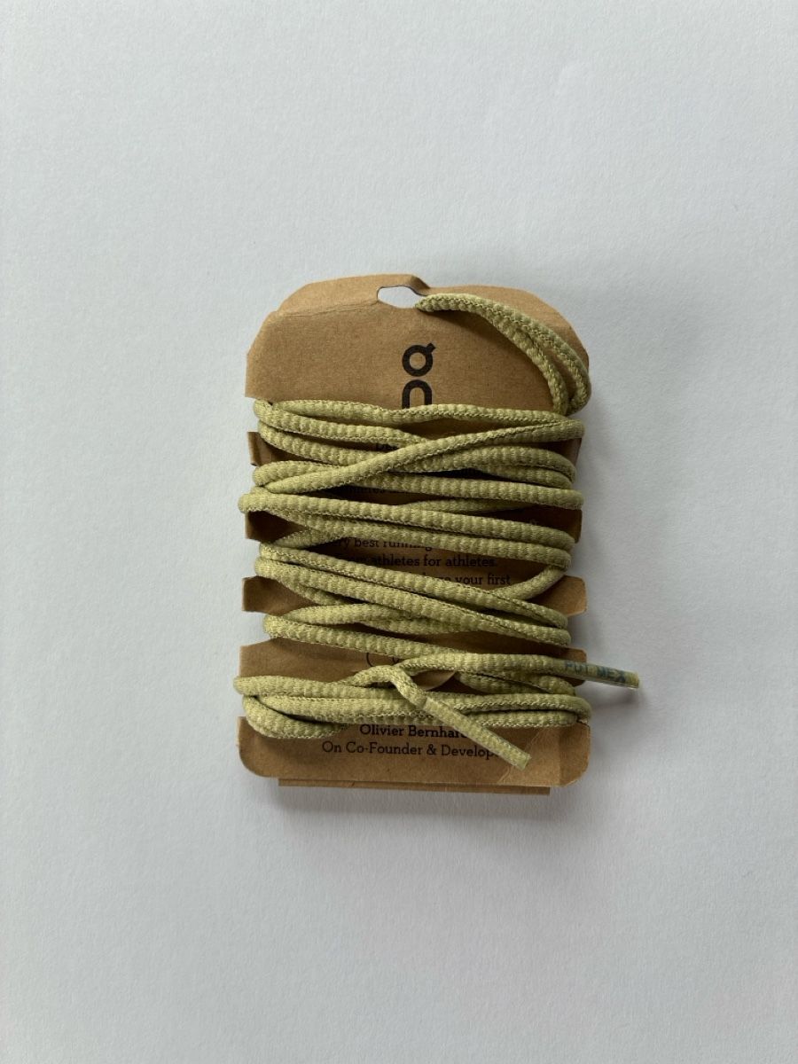 On Chaussures hommes: On Schnürsenkel – Neuf (Voir description) à Appenzell par bond77