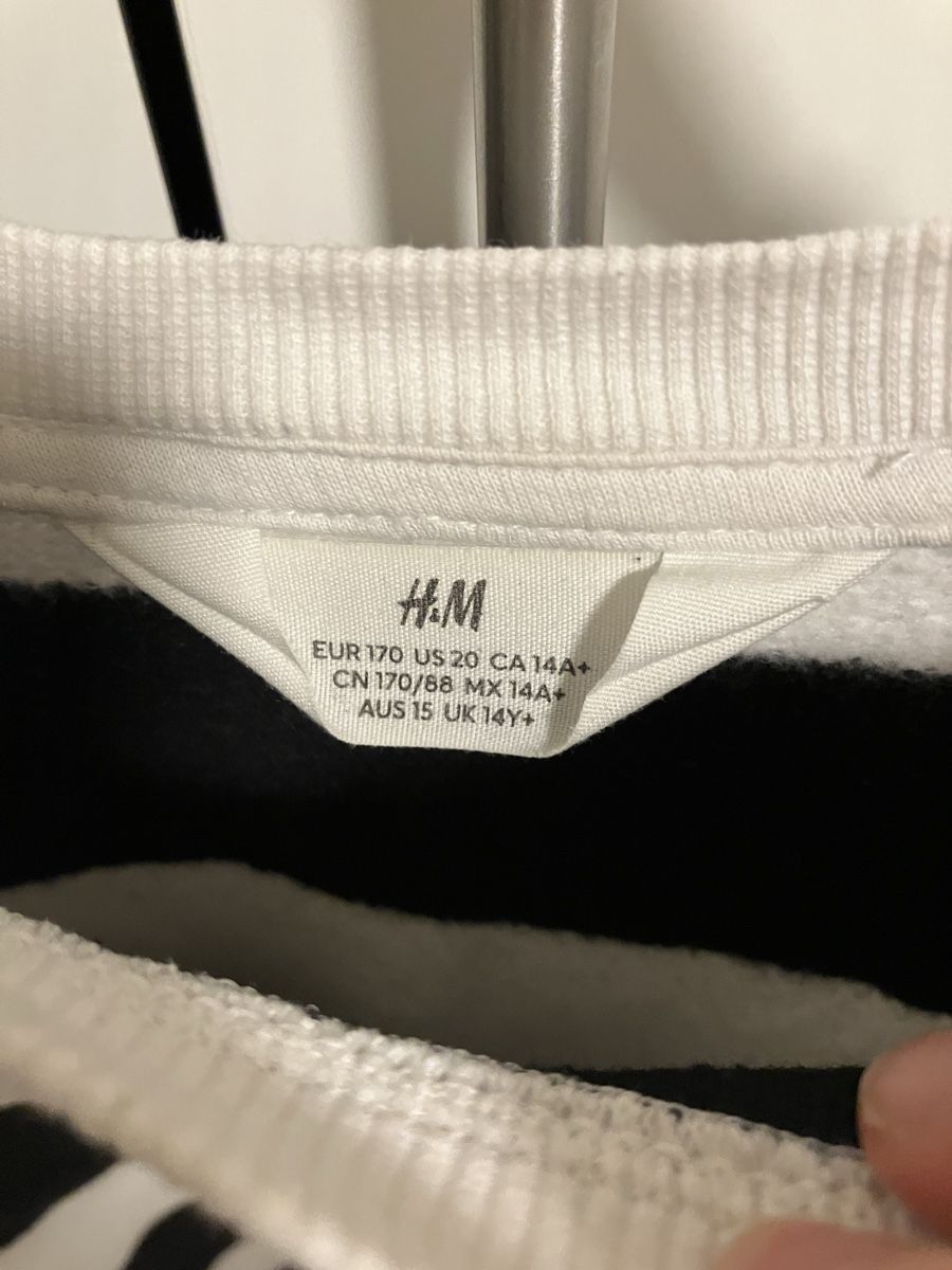 H&M Pulls et sweat-shirts: Pull rayé fille adolescente 170 H&M – D'occasion à Epalinges par Tosca20 1