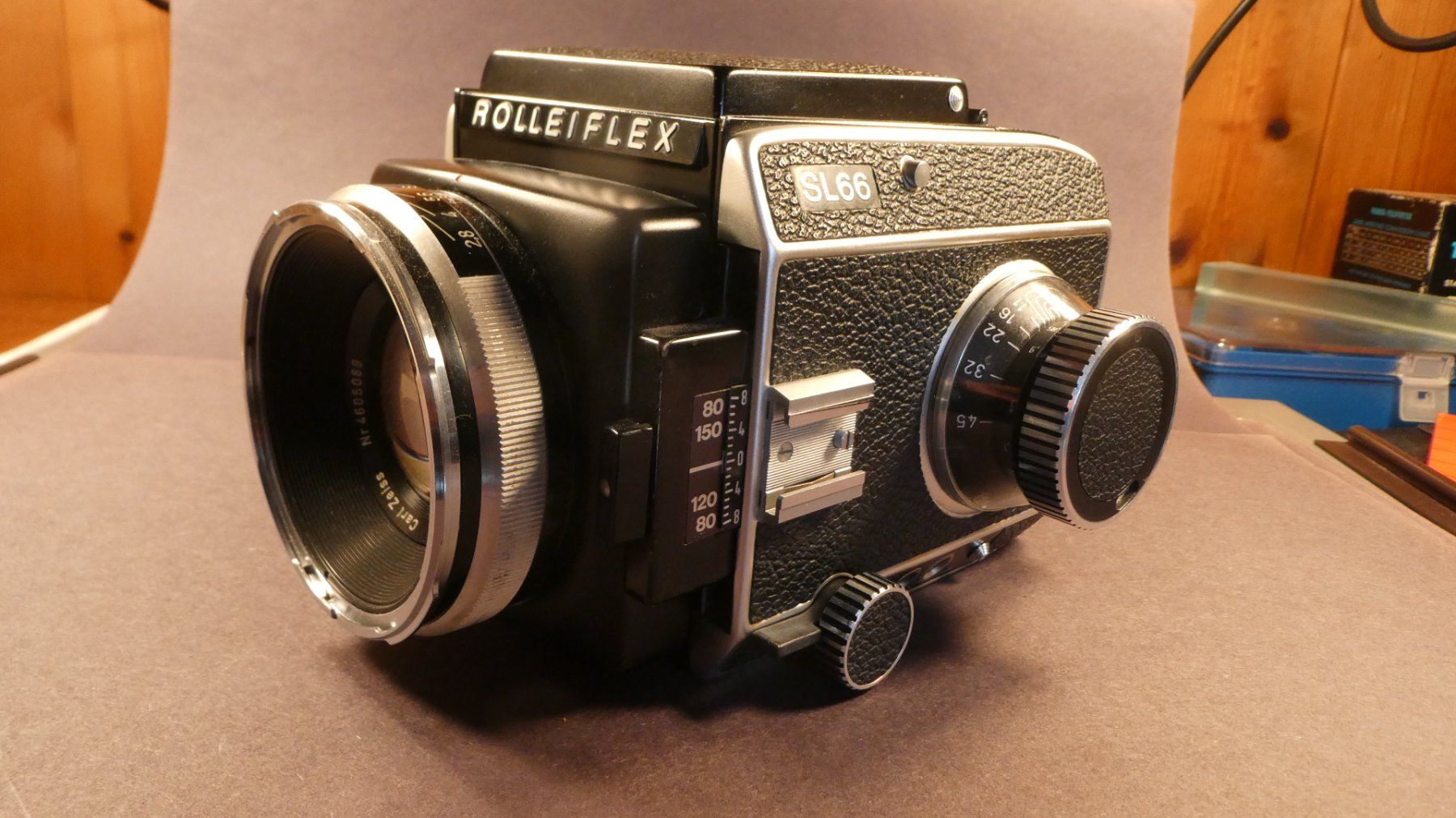 Rollei Fotocamera: Rollei SL66 Mittelformat Kamera + Cullmann Stativ – Usato da Thal venduto da Danny82 3