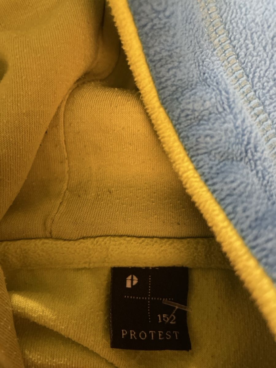 Protest Maglioni & Felpe: Protest Fleece Kapuzenpullover mehrfarbig Gr.152  – Usato da Obergerlafingen venduto da cabo4 1