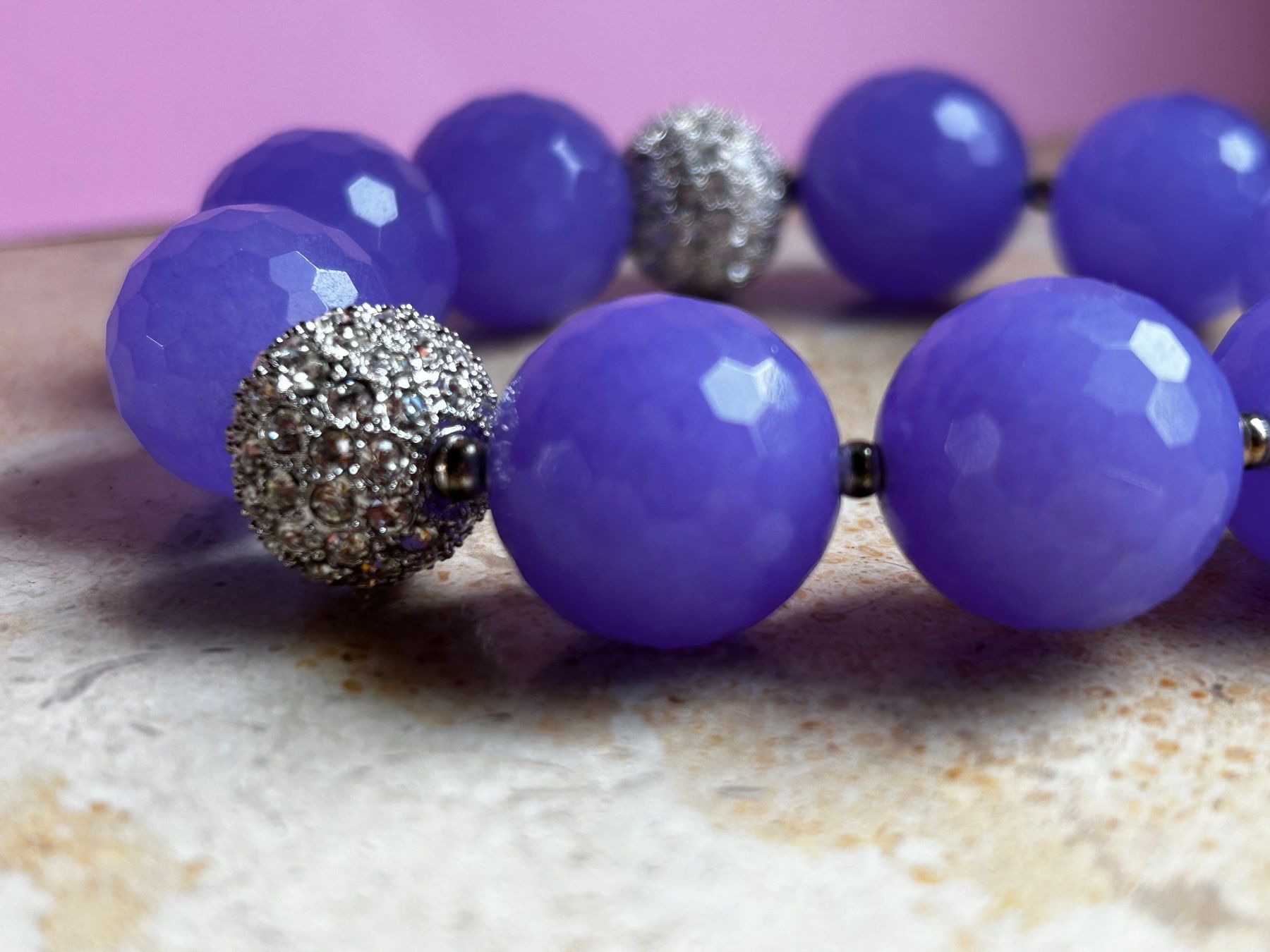 Bracciali & Braccialetti: violettes Steinarmband 20 cm lang DISCOFOX – Usato da Laufen venduto da Bellavitaboom 1