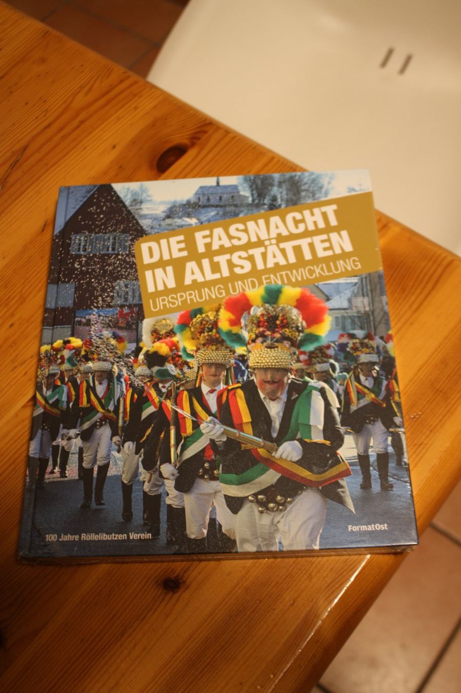 Libri: Neu buch  von Röllelibutzen – Usato da Altstätten SG venduto da sulim