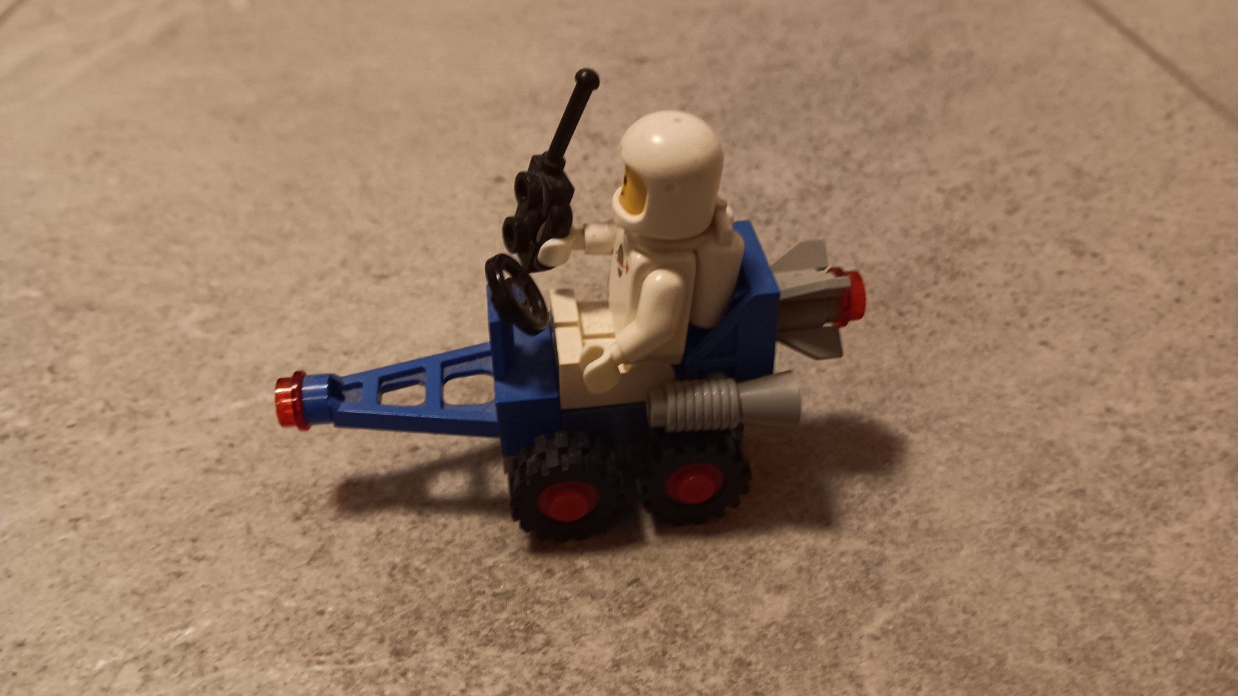 Lego Giocattoli: LEGO SPACE 1984 - Surface Rover - 6804 – Usato da COLLOMBEY venduto da Lego80s 1