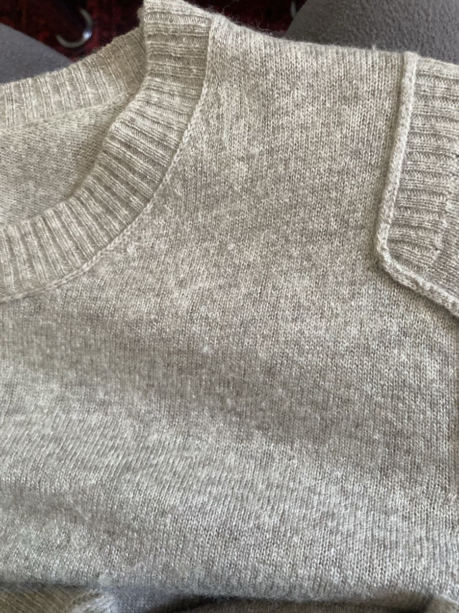 Maglioni & Felpe: Colonial Strickpullover, Grösse S,  30% Wolle/20%Kaschmir – Usato da Stetten AG venduto da Hanya 1