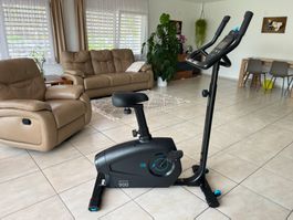 Domyos Heimtrainer Bike 900 mit Eigenantrieb