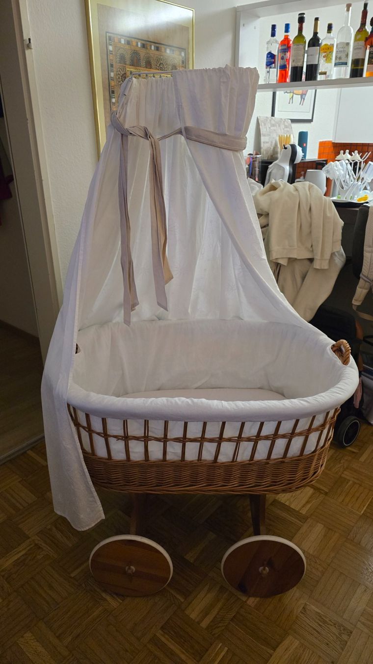 Berceaux: Schöner Stubenwagen – D'occasion à Zürich par eri_mk2m