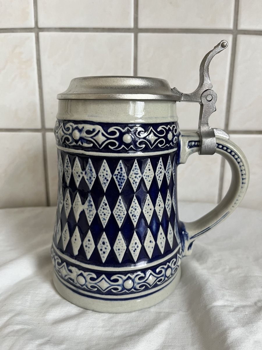 Verres: Bierkrug mit Zinndeckel – Neuf (Voir description) à Rheineck par CoGer