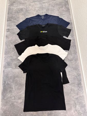 5x T-shirt- Size: M&L