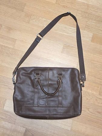 Pier One Laptoptasche / Umhängetasche (Dunkelbraun)