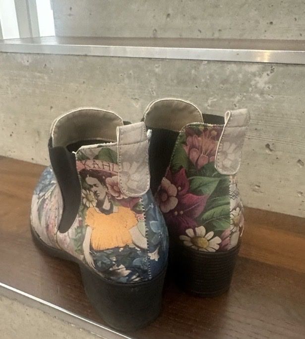 Scarpe da donna: Frida Kahlo Stiefeletten Gr. 40 – Usato da Sumiswald venduto da FridaKahlo123 3