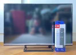 Panasonic TX-32CST606 LCD TV inkl. neuer Fernbedieung