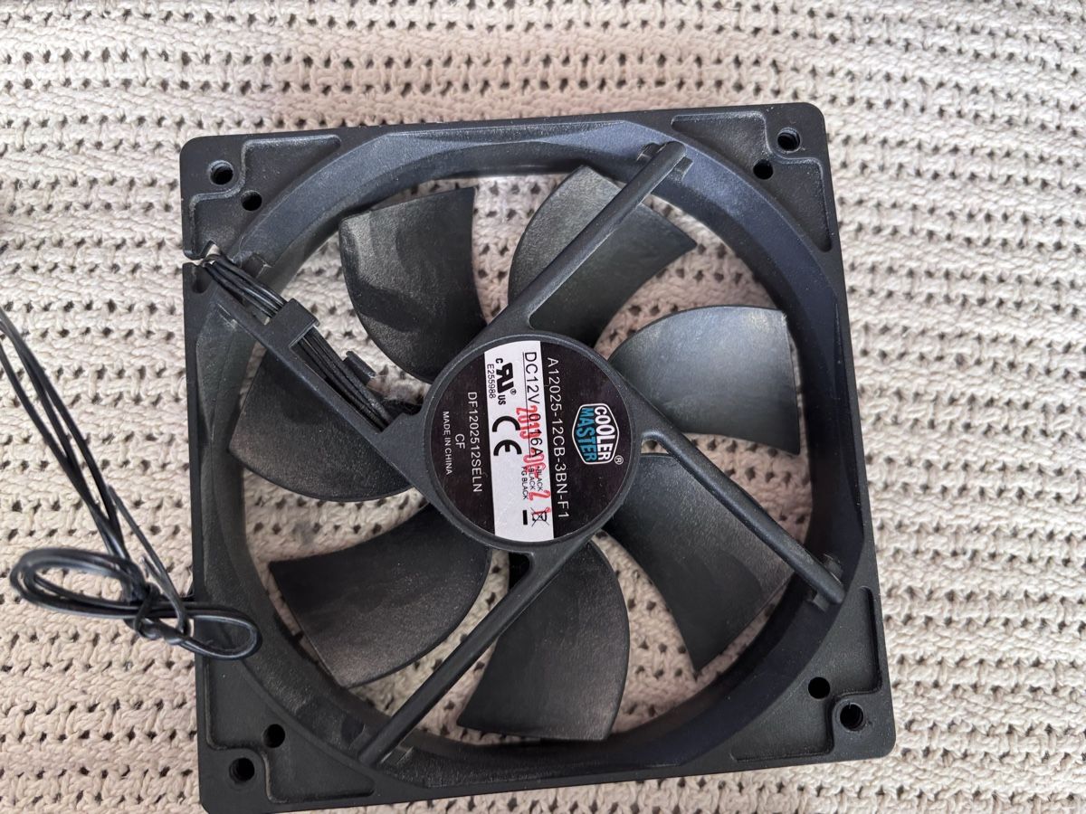 PCs: Diverse Computerteile  – Gebraucht aus Wangen SZ von Wangen12 3