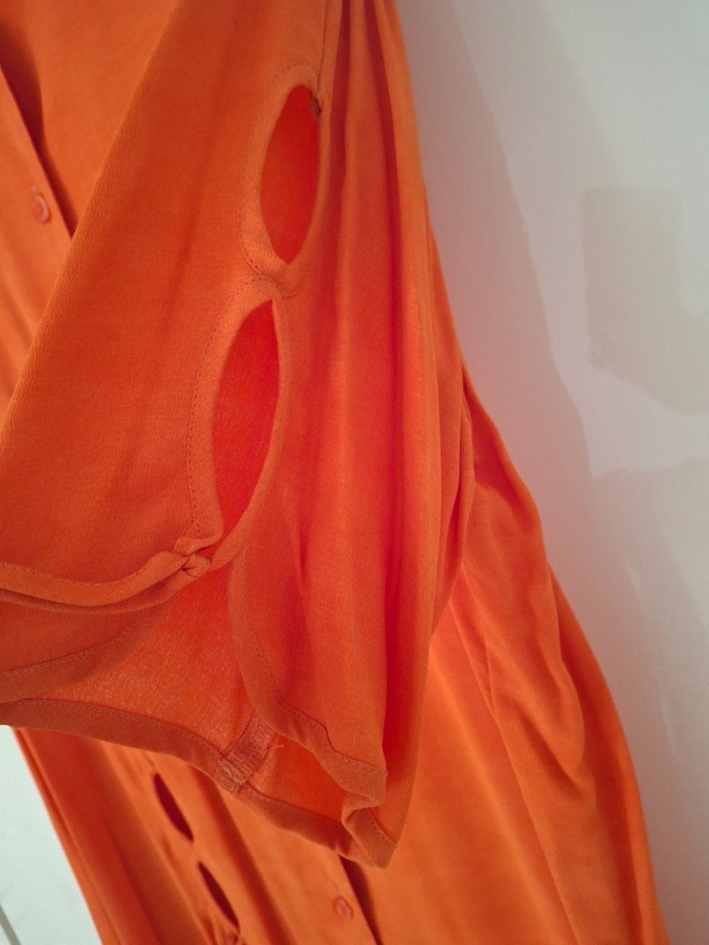 Camicette: Bluse von Chalou, Grösse 44, Orange, Neuwertig – Nuovo (secondo la descrizione) da WALTERSWIL SO venduto da thb_ybm8 2