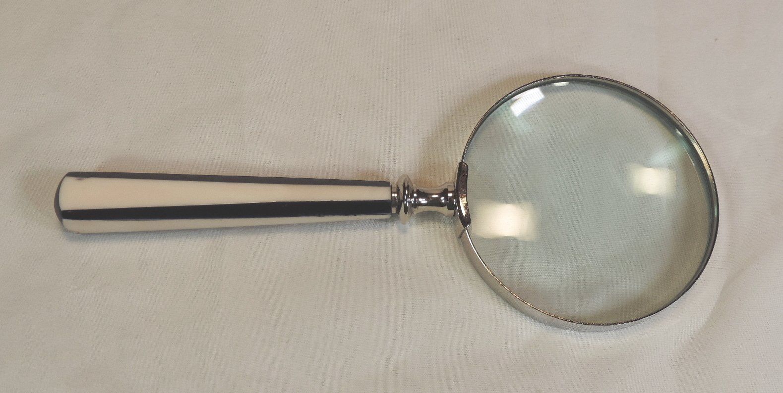 Sonstiges zu Optik: Handlupe mit Horngriff – Gebraucht aus Duggingen von doogbua