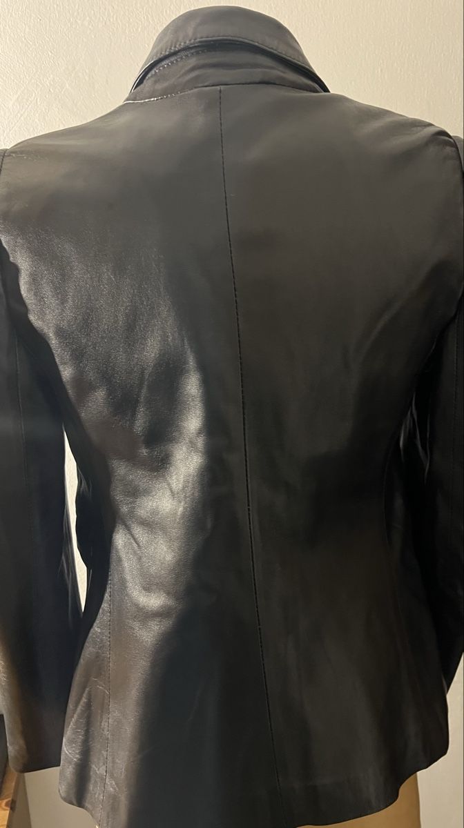 Giacche: Veste en cuir souple – Usato da St-Pierre-Clages venduto da ste_xk6p 3