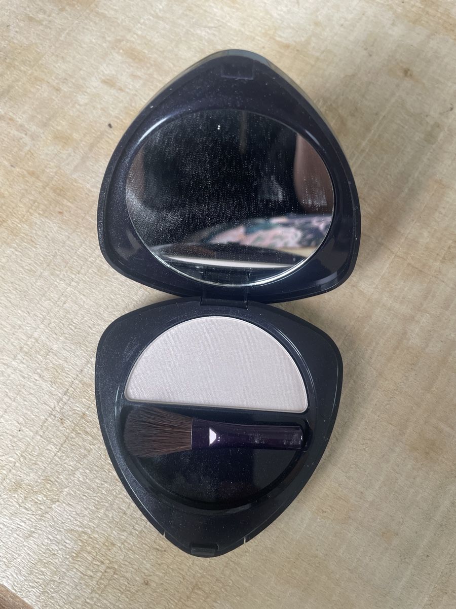 Dr. Hauschka Make-up: Dr. Hauschka Highlighter, illuminating 01, NEU – Neu (gemäss Beschreibung) aus Zürich von ani_8d5j 3