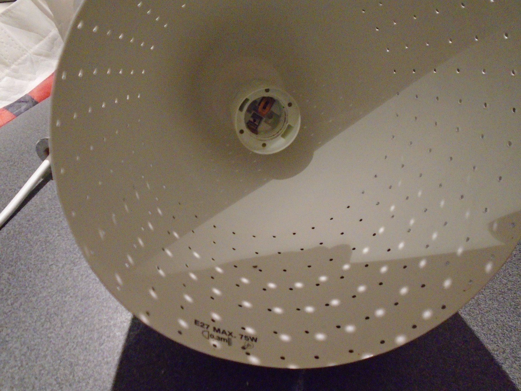 Lampadari & plafoniere: Decken - Leuchte/ Lampe weiss/Lochmuster – Usato da Zürich venduto da abraxas1291 3