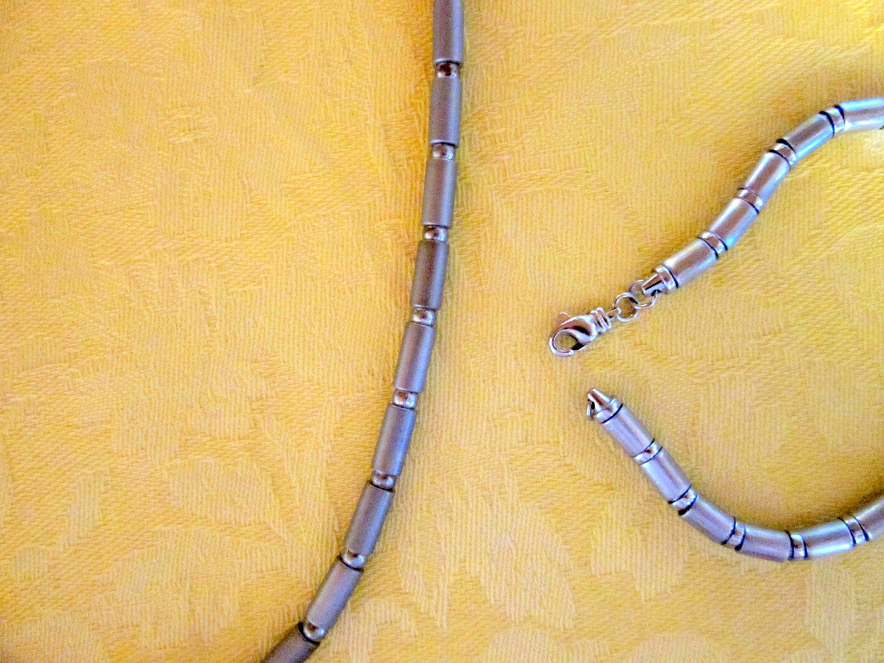 Altri gioielli: Edelstahl Halskette mit Armband – Usato da Binningen venduto da flugi30 1