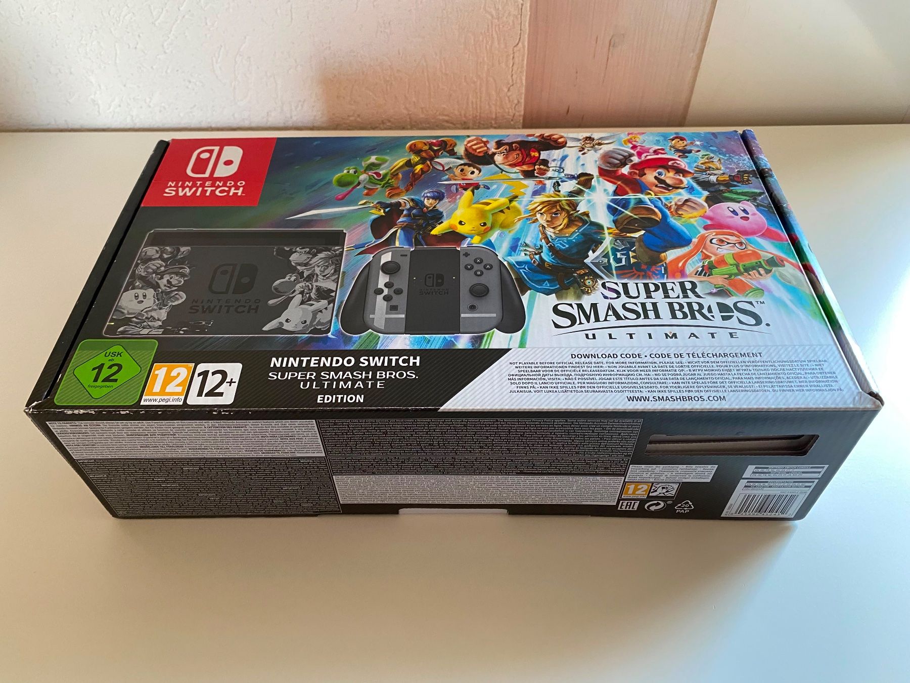Nintendo Console: Nintendo Switch Super Smash Bros. Ultimate Edition – Usato da La Tour-de-Peilz venduto da AIbator