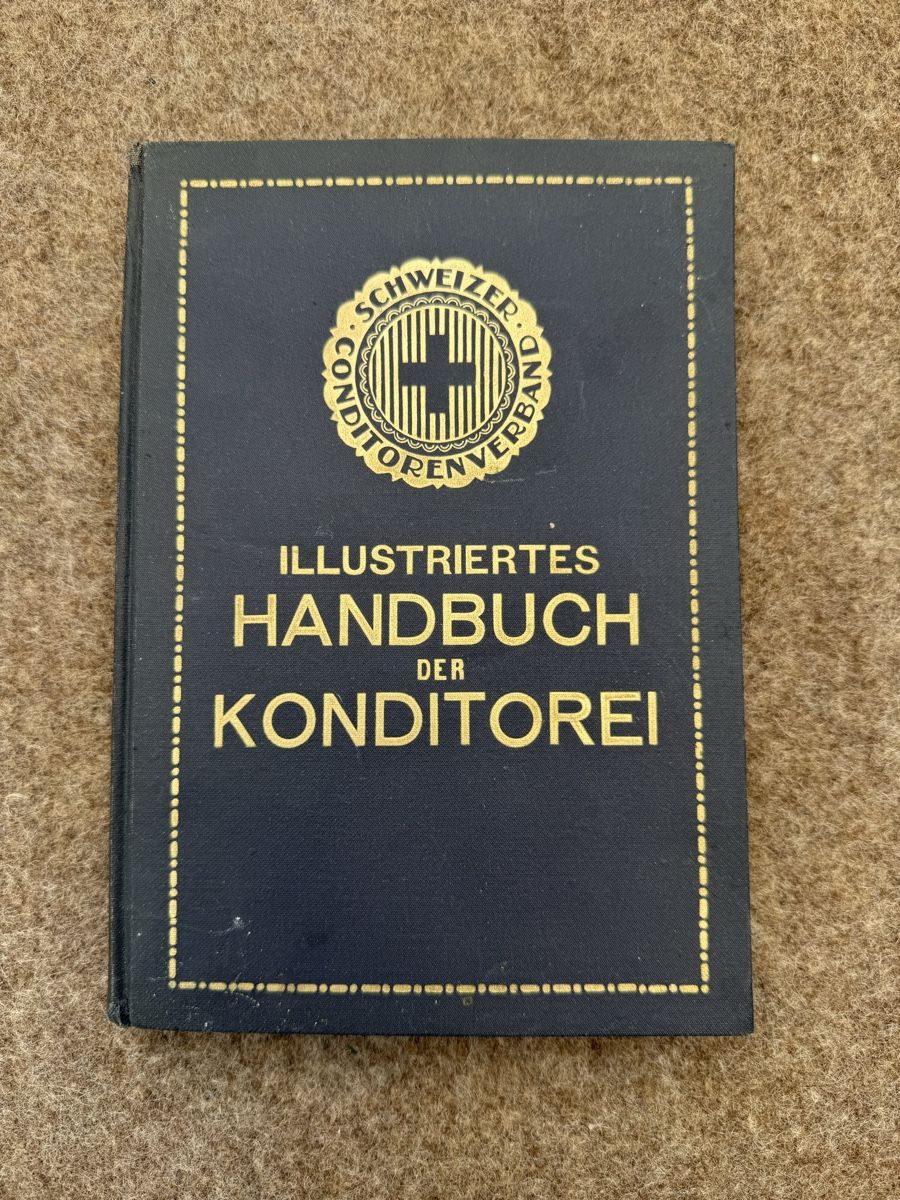 Libri: Illustriertes Handbuch der Konditorei 1932 – Usato da Fribourg venduto da Ardoffel