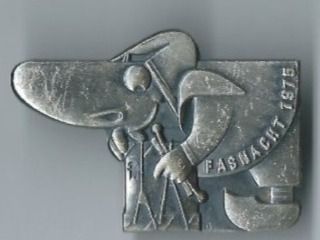 Basler Plaketten & Abzeichen: Fasnachtsplakette Basel, "Blaggedde" 1975 (Silber) – Gebraucht aus Zürich von t24_de