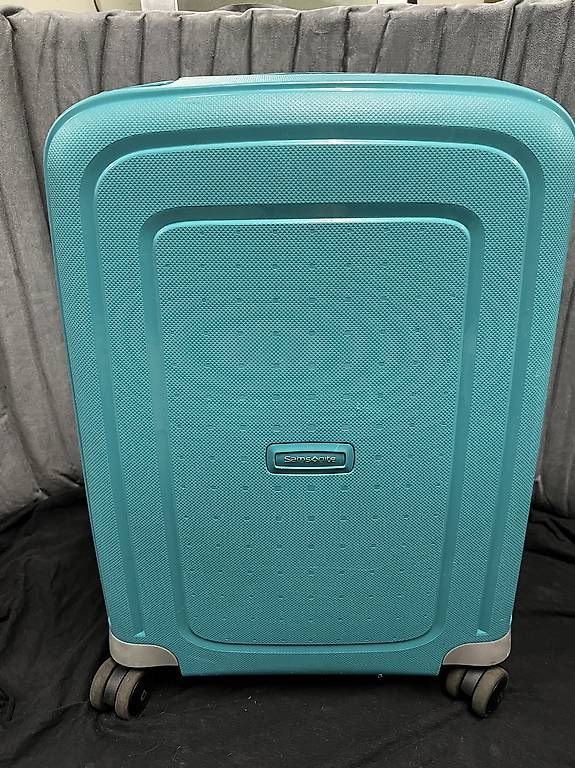 Samsonite Valigie: Samsonite SCure Cabin Spinner 55 cm  Handgepäck – Usato da Cham venduto da Basing75