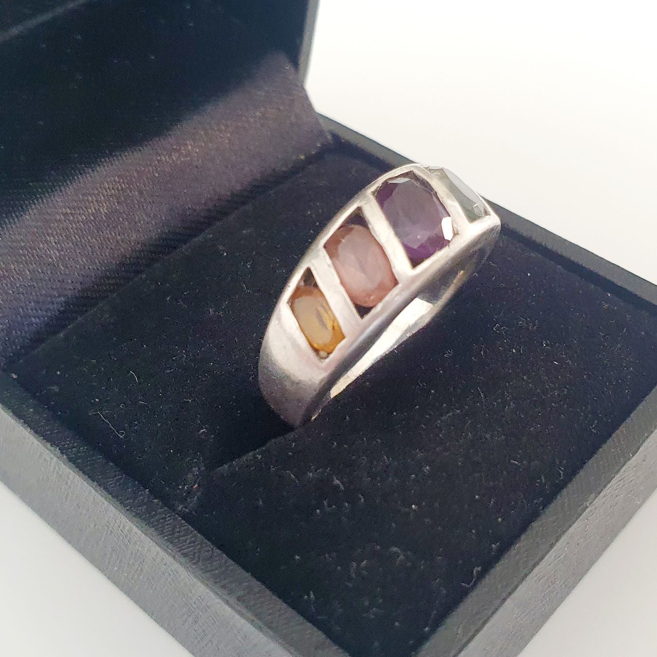 Anelli: Silberring 925 mit bunten Steinen, Grösse 18.4mm – Usato da Kreuzlingen venduto da Wunderkiste123 4