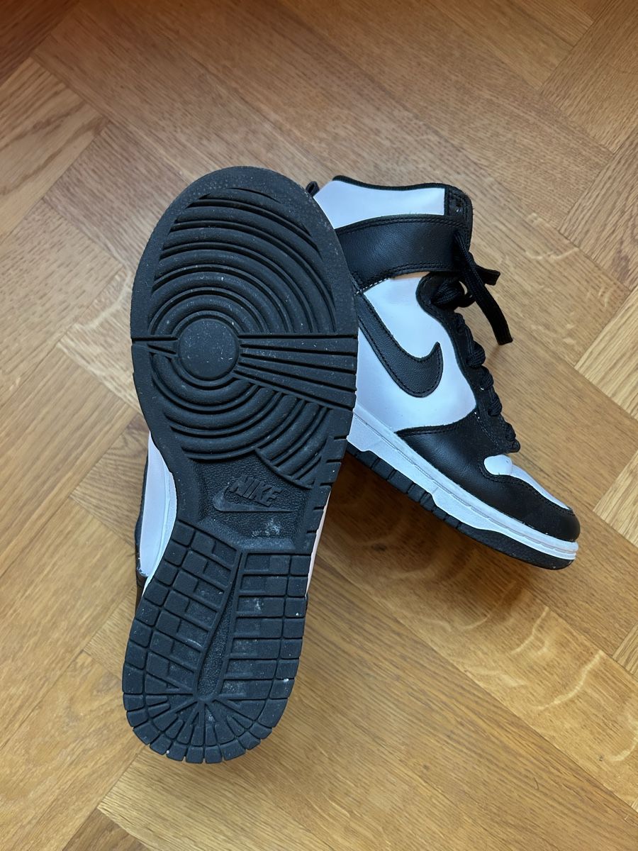 Nike Herrenschuhe: Nike Sneaker Dunk High – Gebraucht aus Zürich von ZurichGothenburg 2