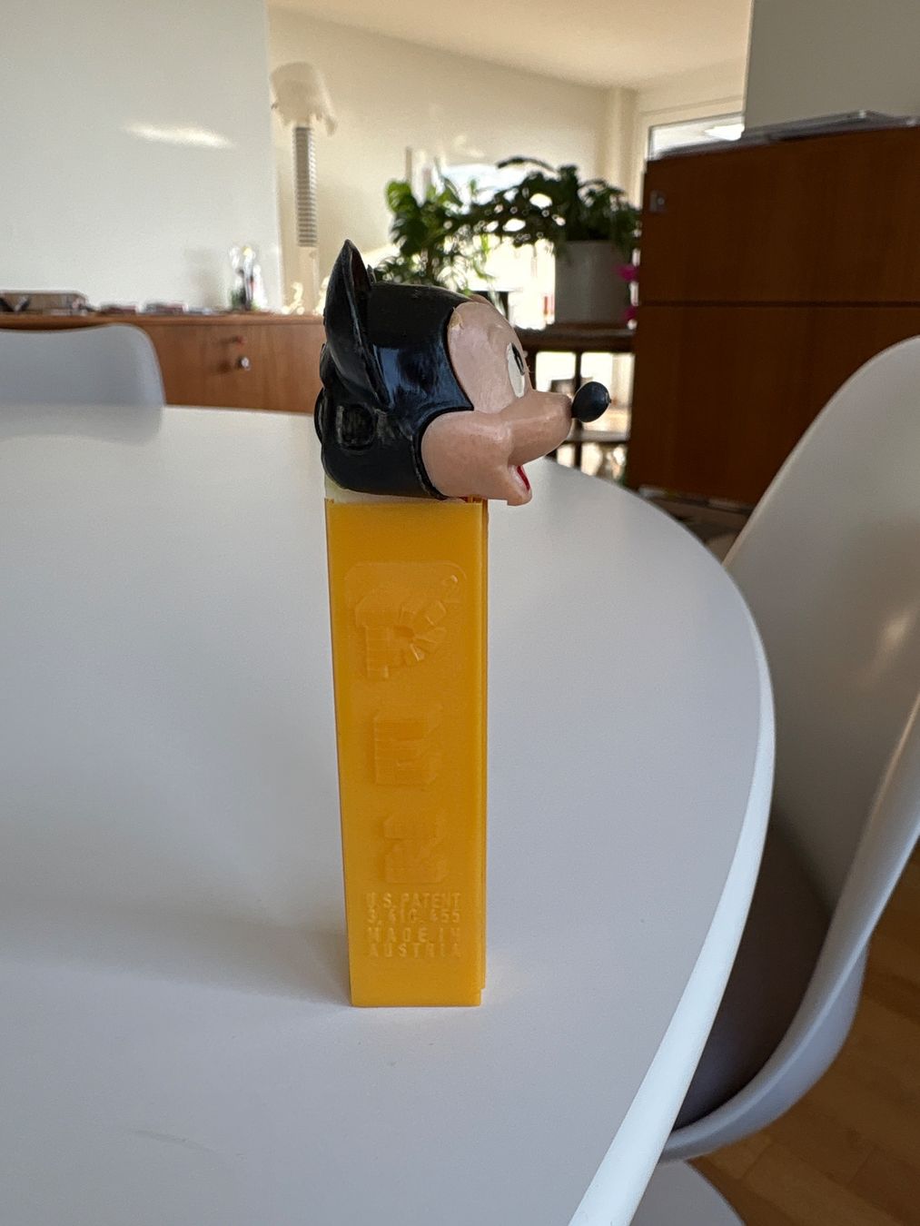 Pez Statuette: PEZ Mickey Mouse, No Feet, 3.4 Stem, Made in Austria, Mint – Usato da Zürich venduto da Turbotoys 1