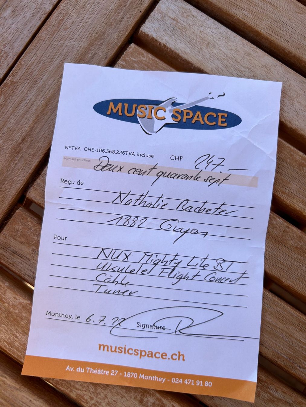 Musikinstrumente: Ukulélé coloré – Gebraucht aus La Tour de Peilz von tim_2hbn 4