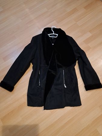 Warme Winterjacke von New Look, Grösse XL , Schwarz!