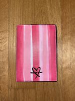 Victoria's Secret Reisepasshülle